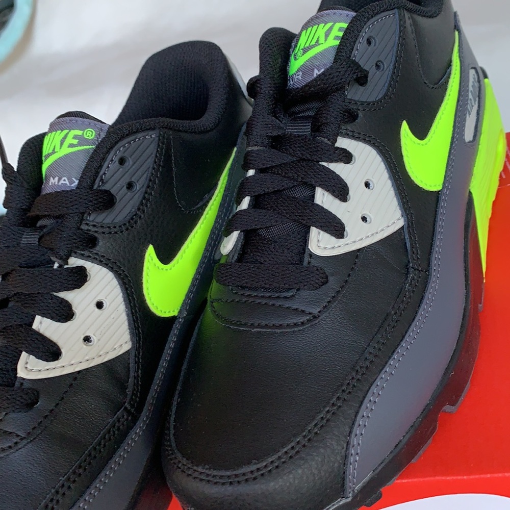 NIKE AIR MAX 90 LTR WMNS - Picture 11 of 14